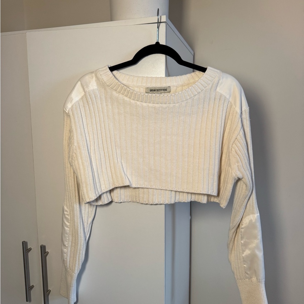 Cream Cropped Sweater Top